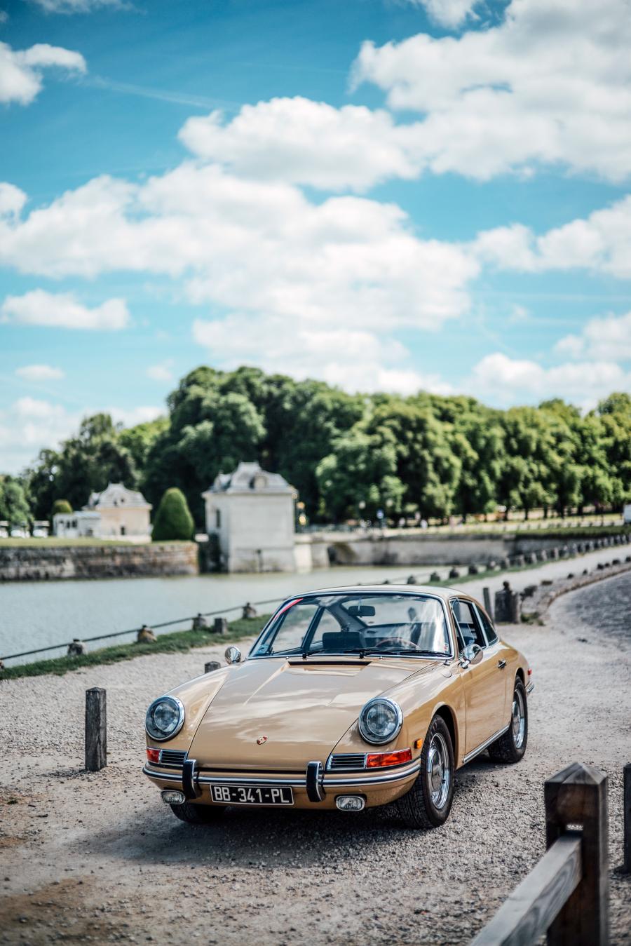 Porsche 911 2.0 Coupe 1965 года  (NA) (фото 28 из 33)